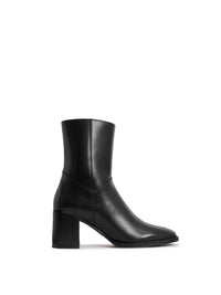 Isleworth - Black Leather
