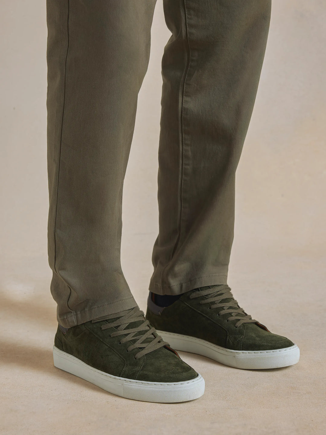 Holbourne - Khaki Suede - Trainers