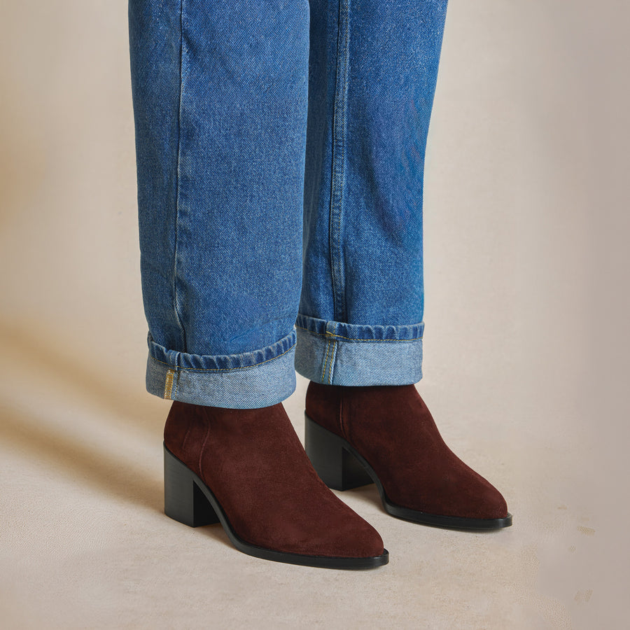 The Ludlow - Women's Heeled Ankle Boots - Port Suede