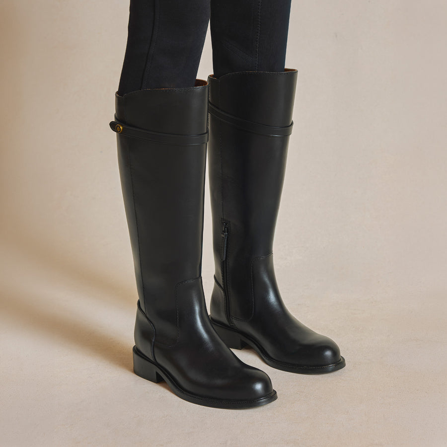The Pembury - Pembury - Black Leather