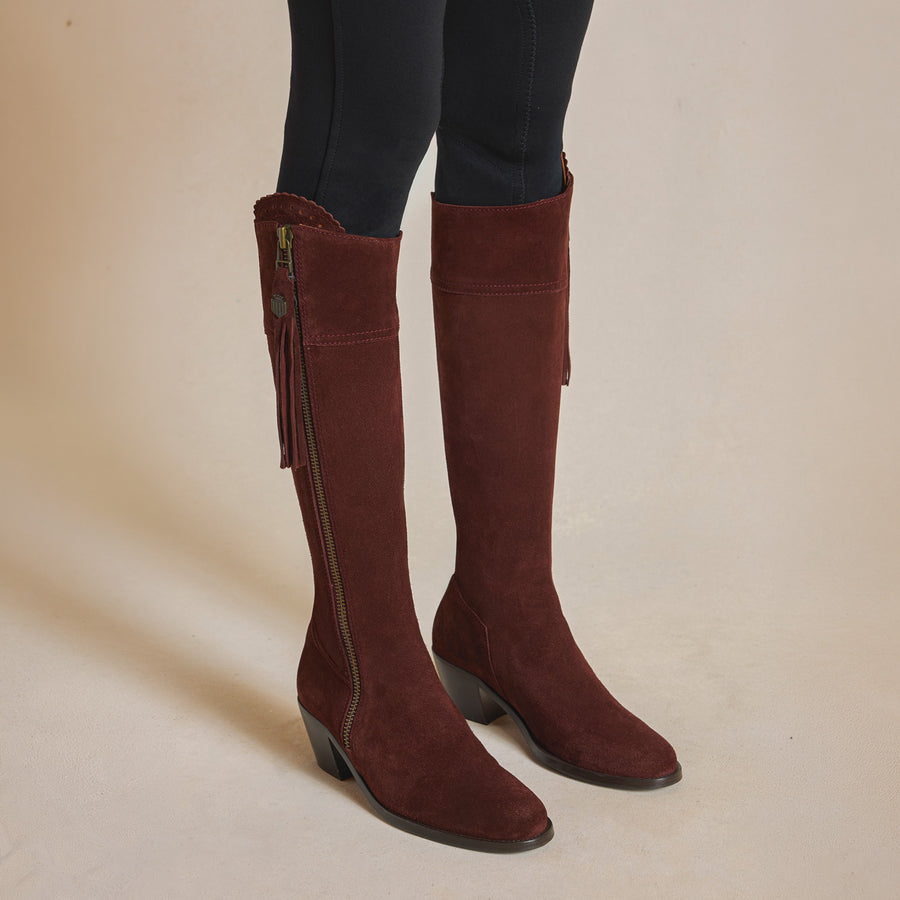 The Regina - Heeled Regina (Narrow Fit) - Port Suede