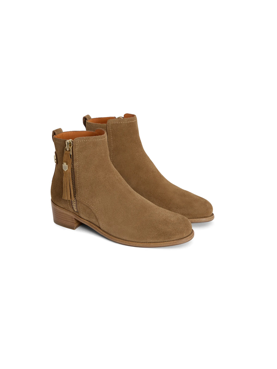 The Oakham - Women's Ankle Boots - Tan Suede