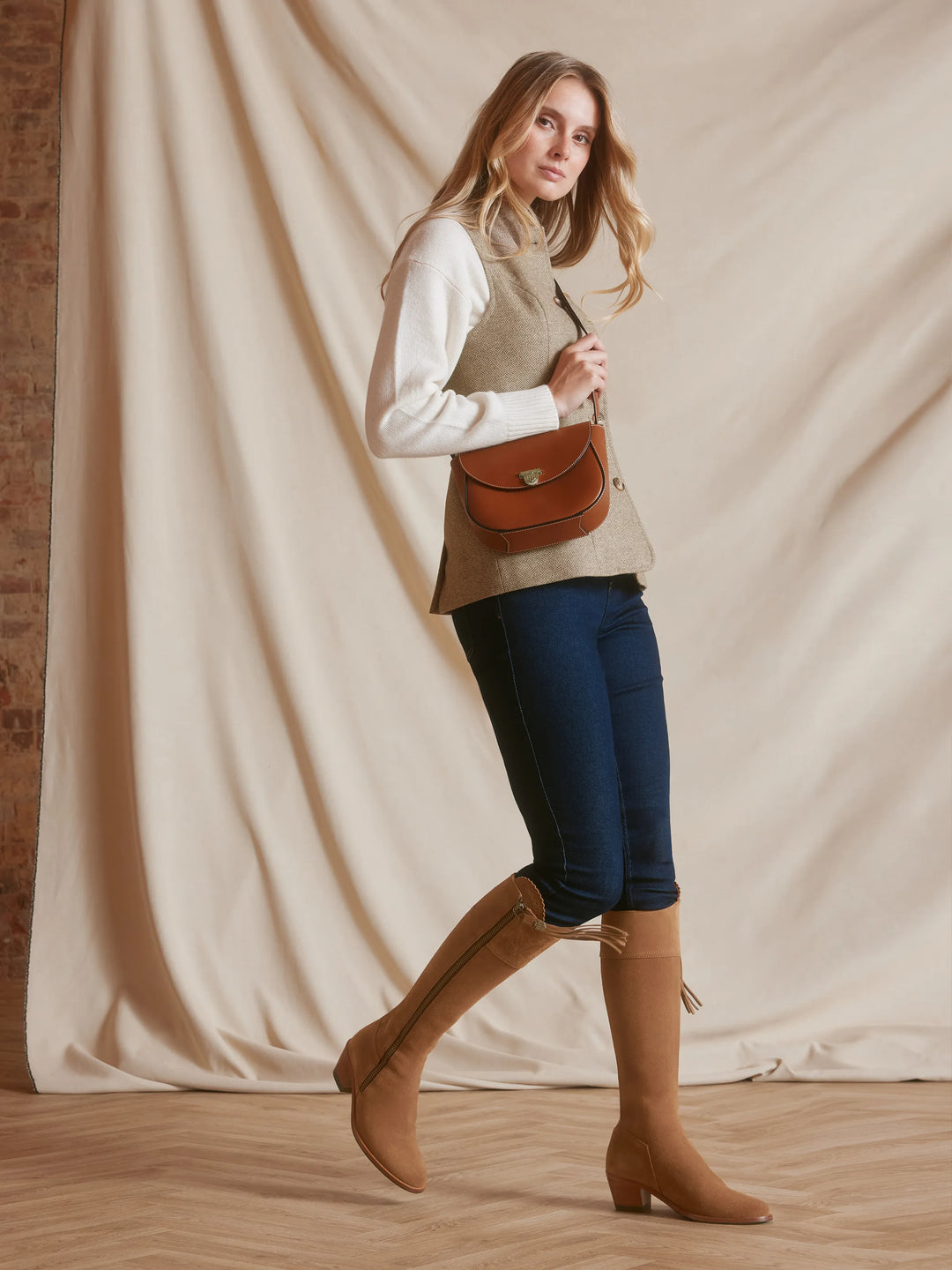 Heeled Regina (Regular Fit) - Tan Suede - Tall Boots