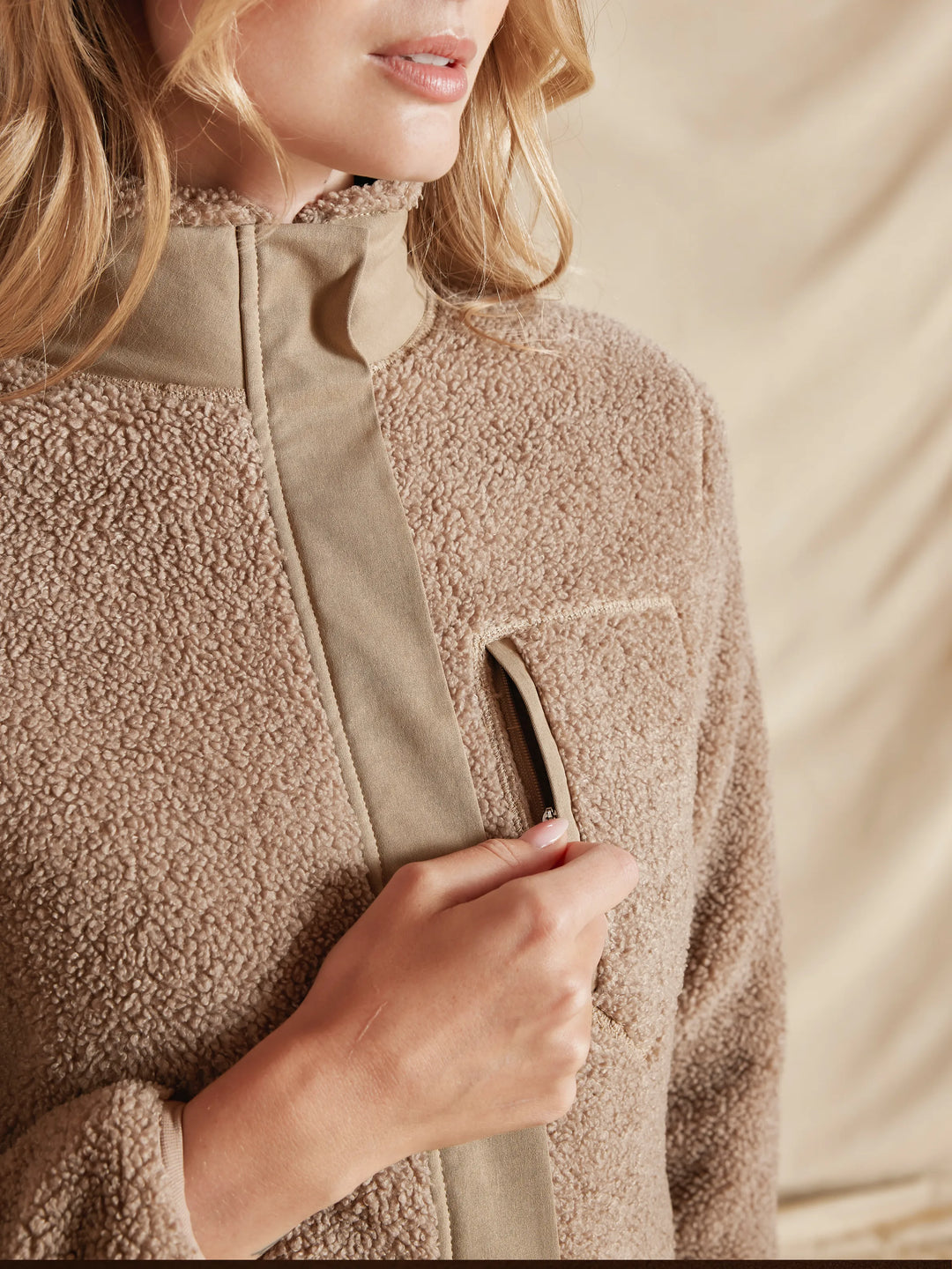 Agnes Fleece Jacket - Fawn - Jackets