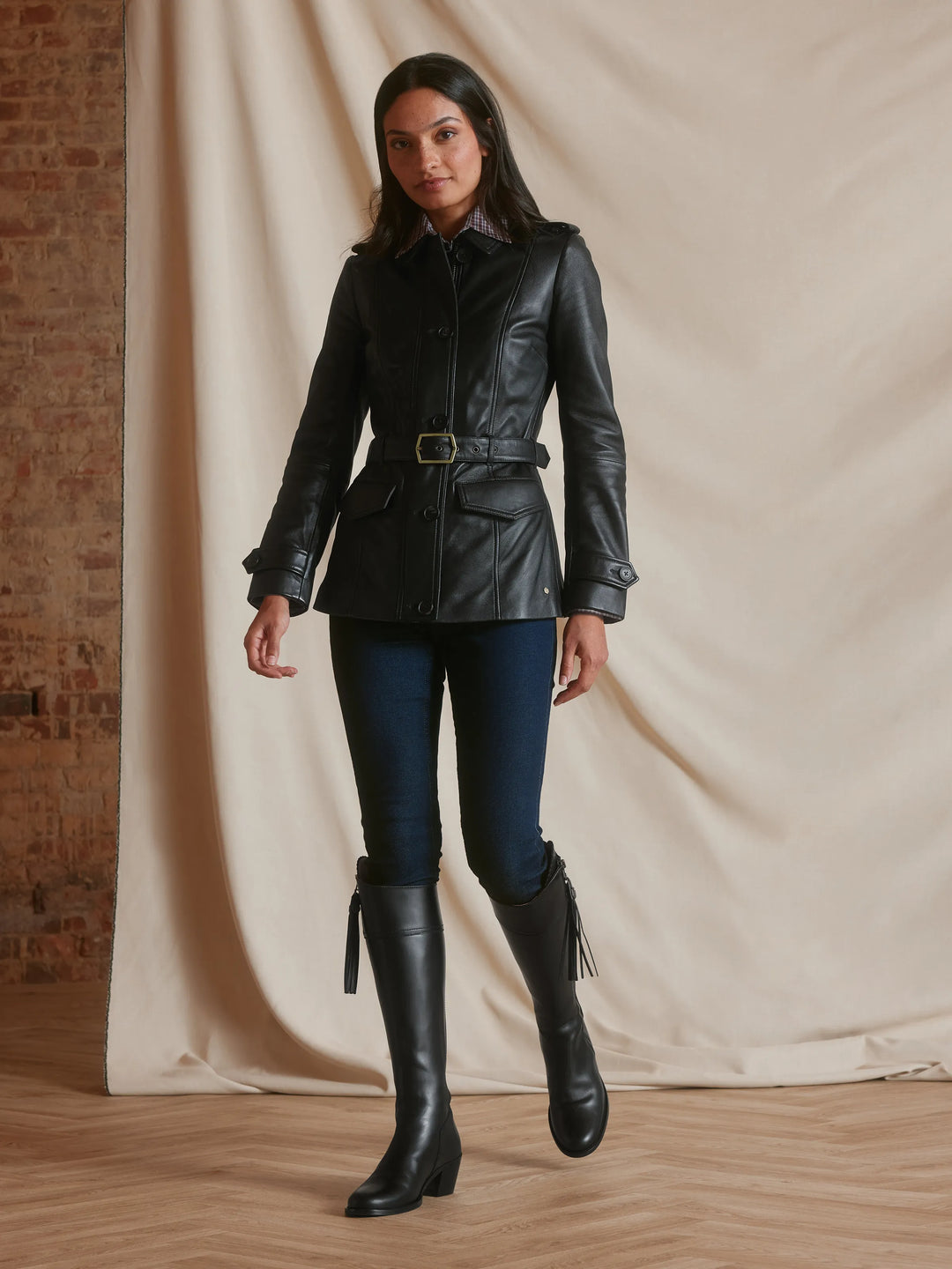 Heeled Regina (Regular Fit) - Black Leather - Tall Boots