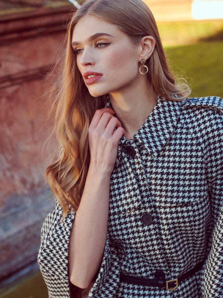 Sienna - Women's Cape - Monochrome Houndstooth | Fairfax & Favor