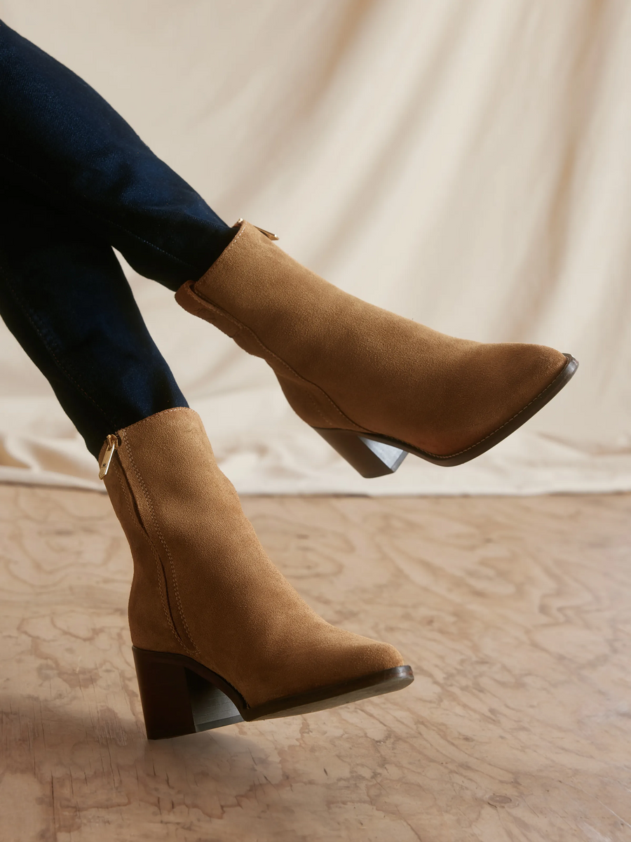 The Ludlow - Women's Heeled Ankle Boots - Tan Suede