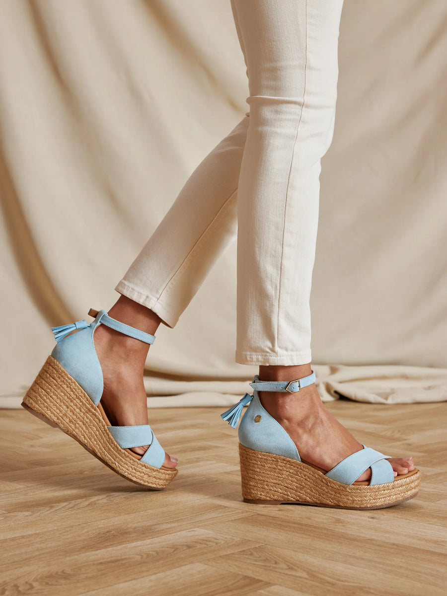 The Valencia - Women's Mid Wedge - Sky Blue Suede