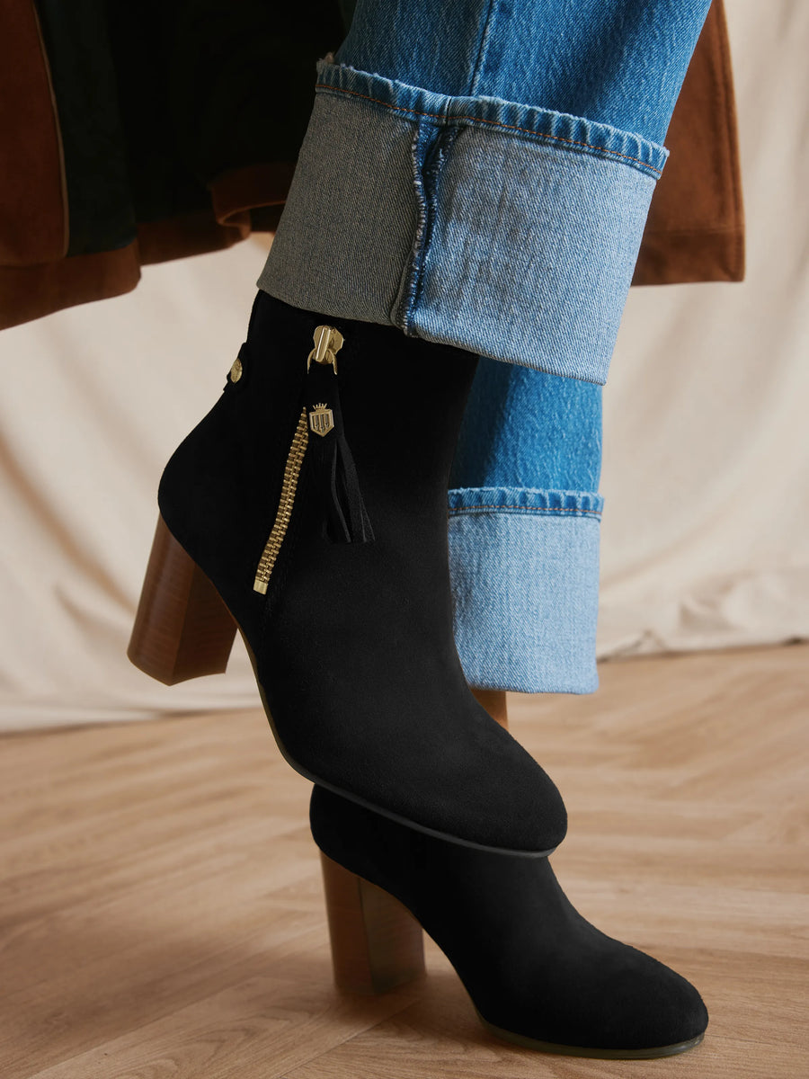 The Oakham - Women's Ankle Boots - Black Suede