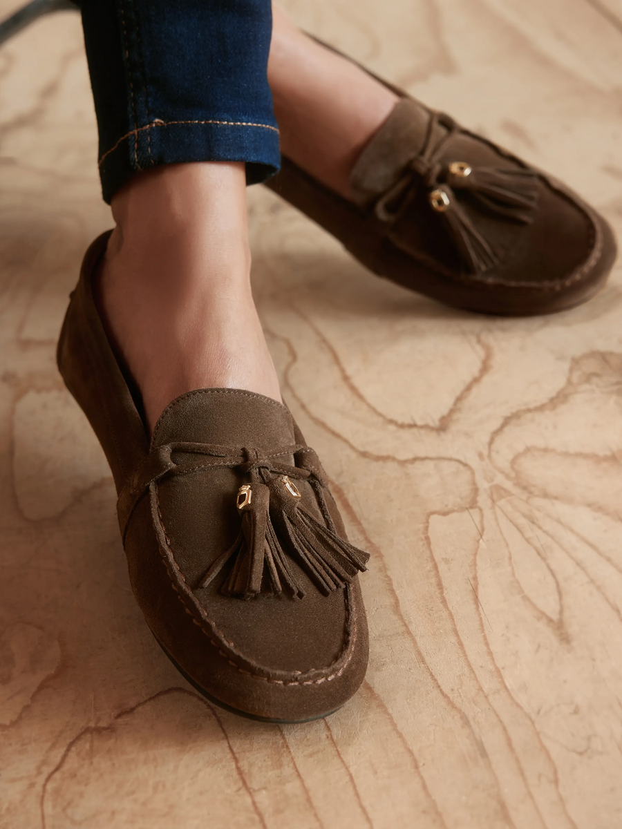 The Rutland - Women's Driving Shoes - Fog Suede