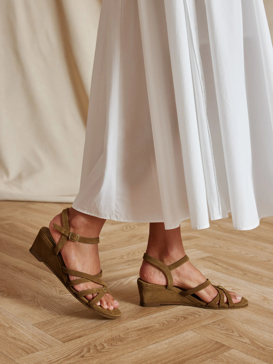 The St Ives - Women's Wedge - Tan Suede