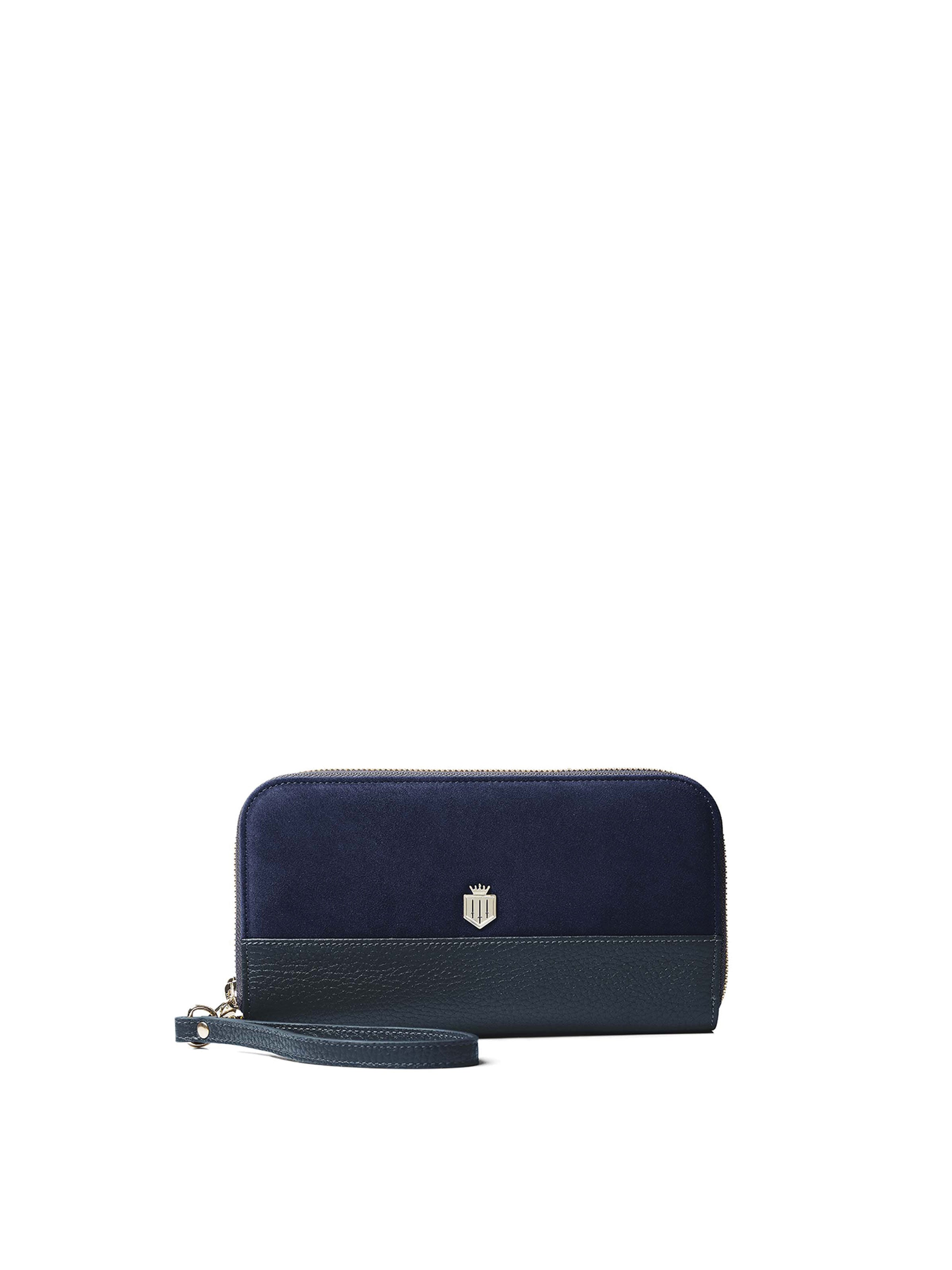 Salisbury Travel Wallet